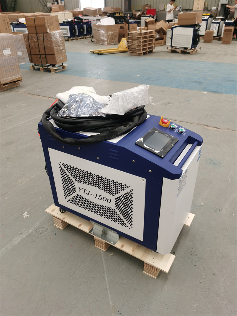 Handheld Laser Welding Machine - آلة لحام بالليزر مبردة بالماء بقوة