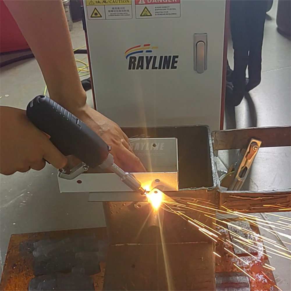 Industrial Laser Cleaner - نمط جديد صغير محمول آلة لحام