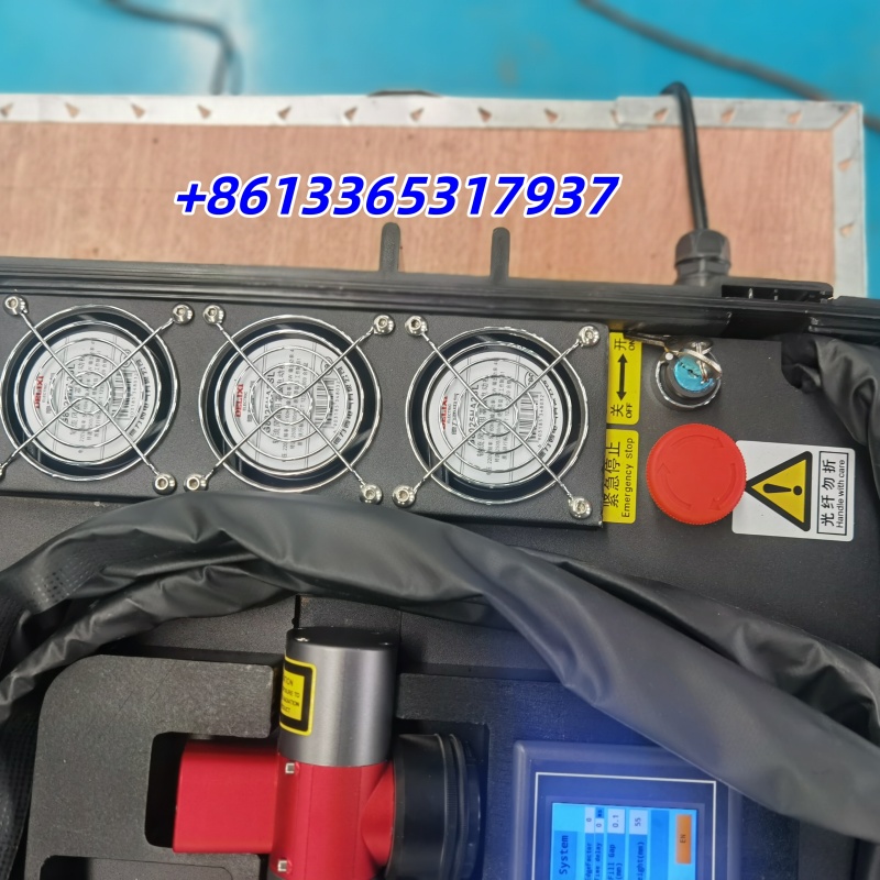 آلة تنظيف بالليزر محمولة بقوة  - مراجعة Portable Laser Rust Removal وسعره