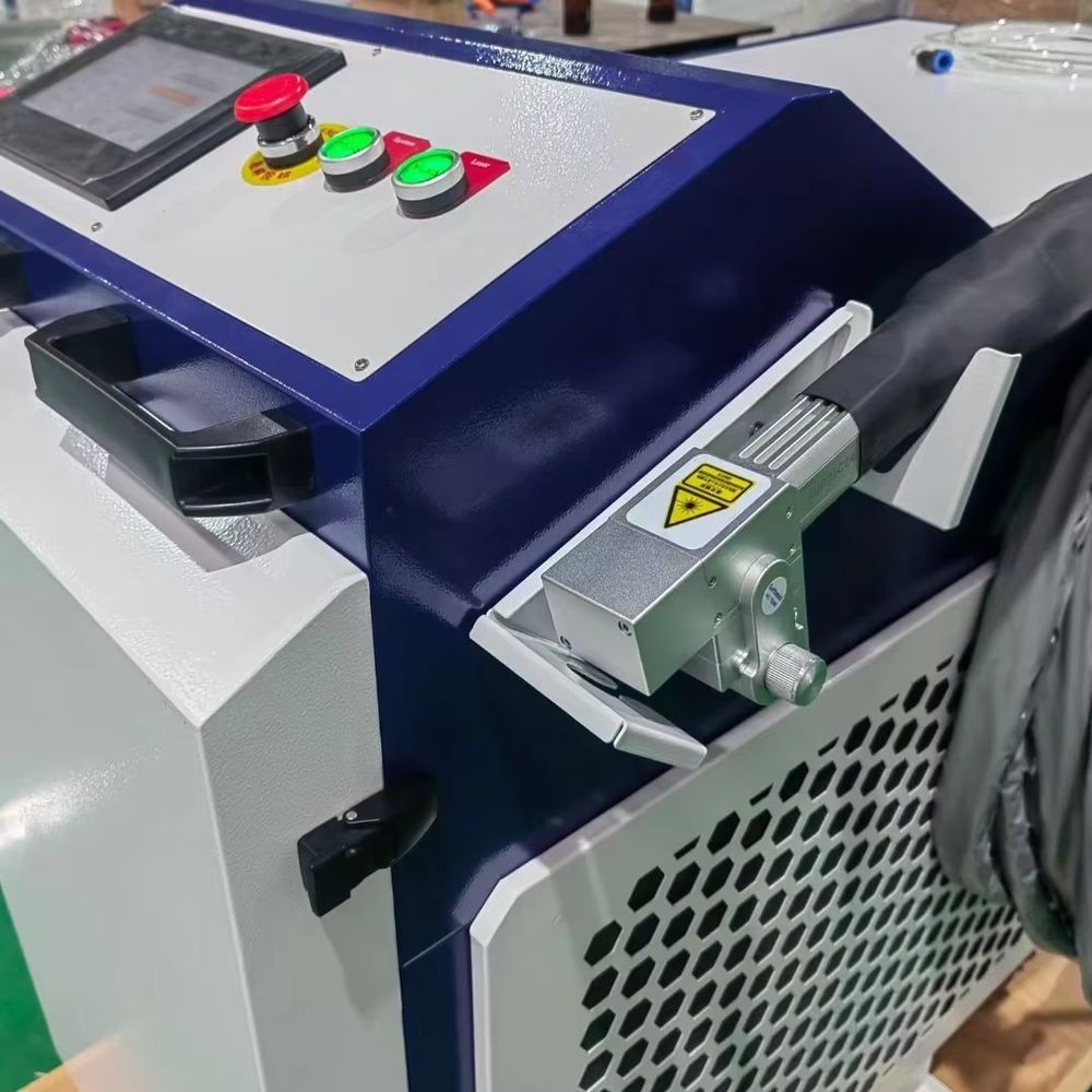 منظف ليزر نبضي صناعي جديد بقوة - مراجعة Industrial Laser Cleaner وسعره