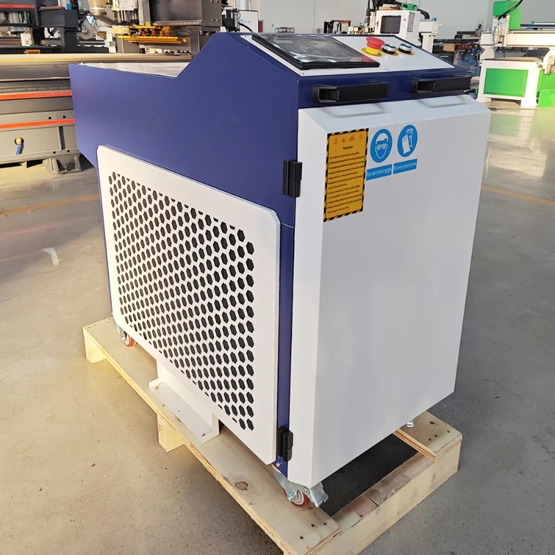 آلة تنظيف بالليزر محمولة لتنظي - مراجعة Handheld Laser Welding Machine وسعره
