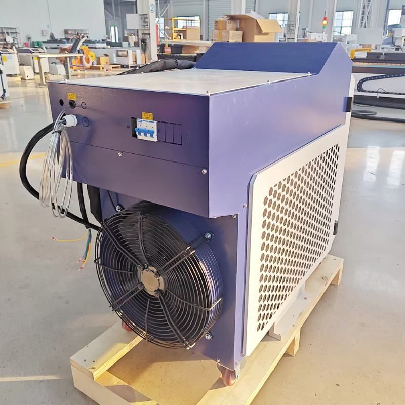 آلة تنظيف بالليزر محمولة لتنظي - مراجعة Handheld Laser Welding Machine وسعره