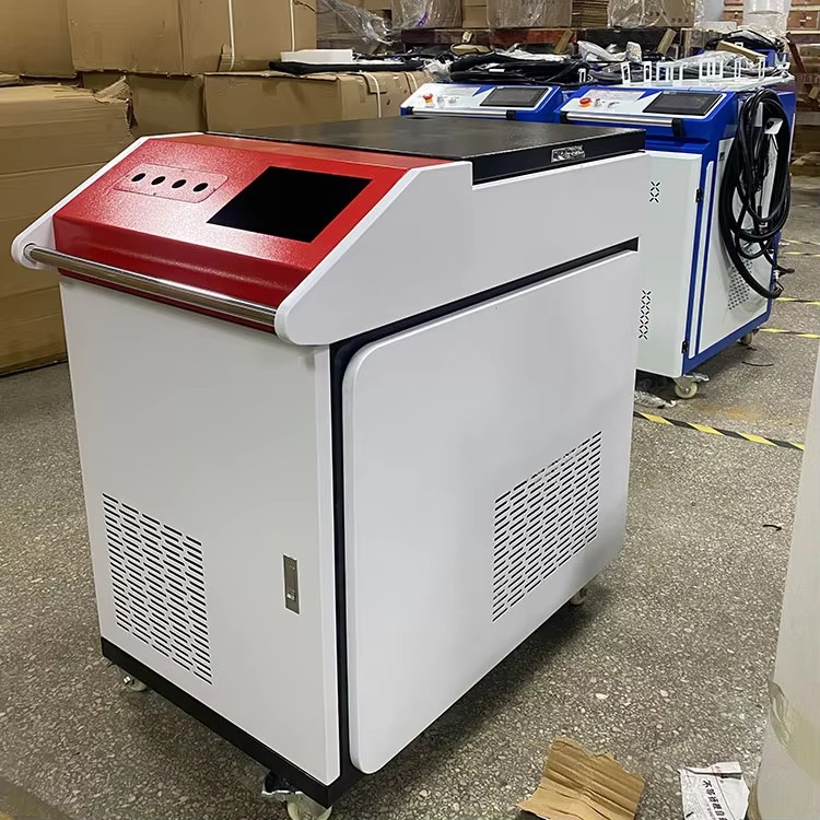 آلة تنظيف بالليزر محمولة عالية - مراجعة Portable Laser Rust Removal وسعره