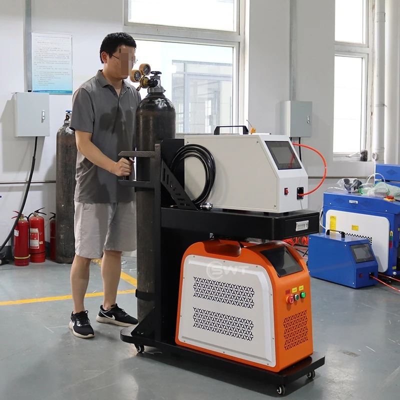 جهاز لحام ليزر بالألياف متكامل - مراجعة Industrial Laser Cleaner وسعره
